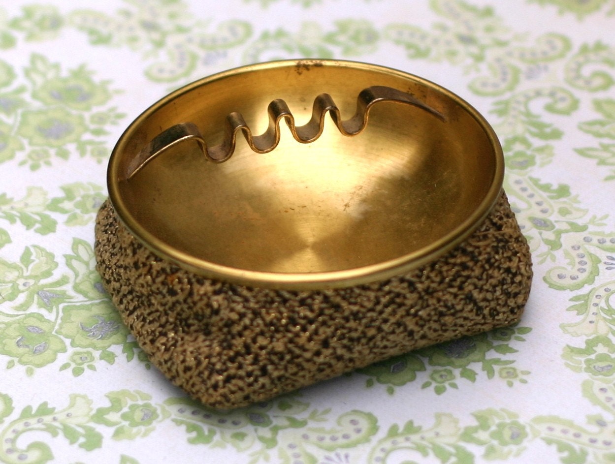 Vintage Brass Bean Bag Bottom Ash Tray