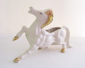 Popular items for horse ceramic on Etsy