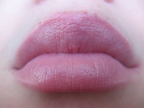 Muted Pink Mineral Lipstick