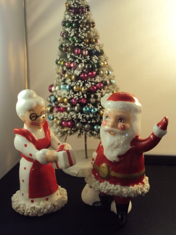 vintage santa and mrs claus kreiss salt and pepper shakers vintage santa and mrs claus kreiss salt and pepper shakers