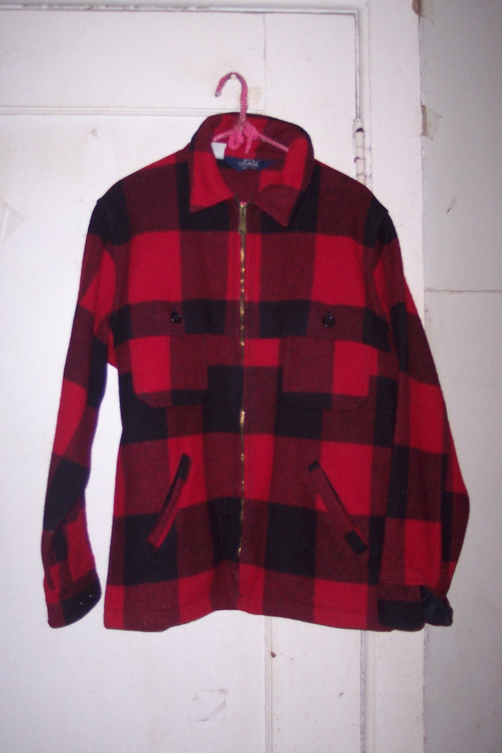 Vintage Woolrich wool red black plaid jacket sz med