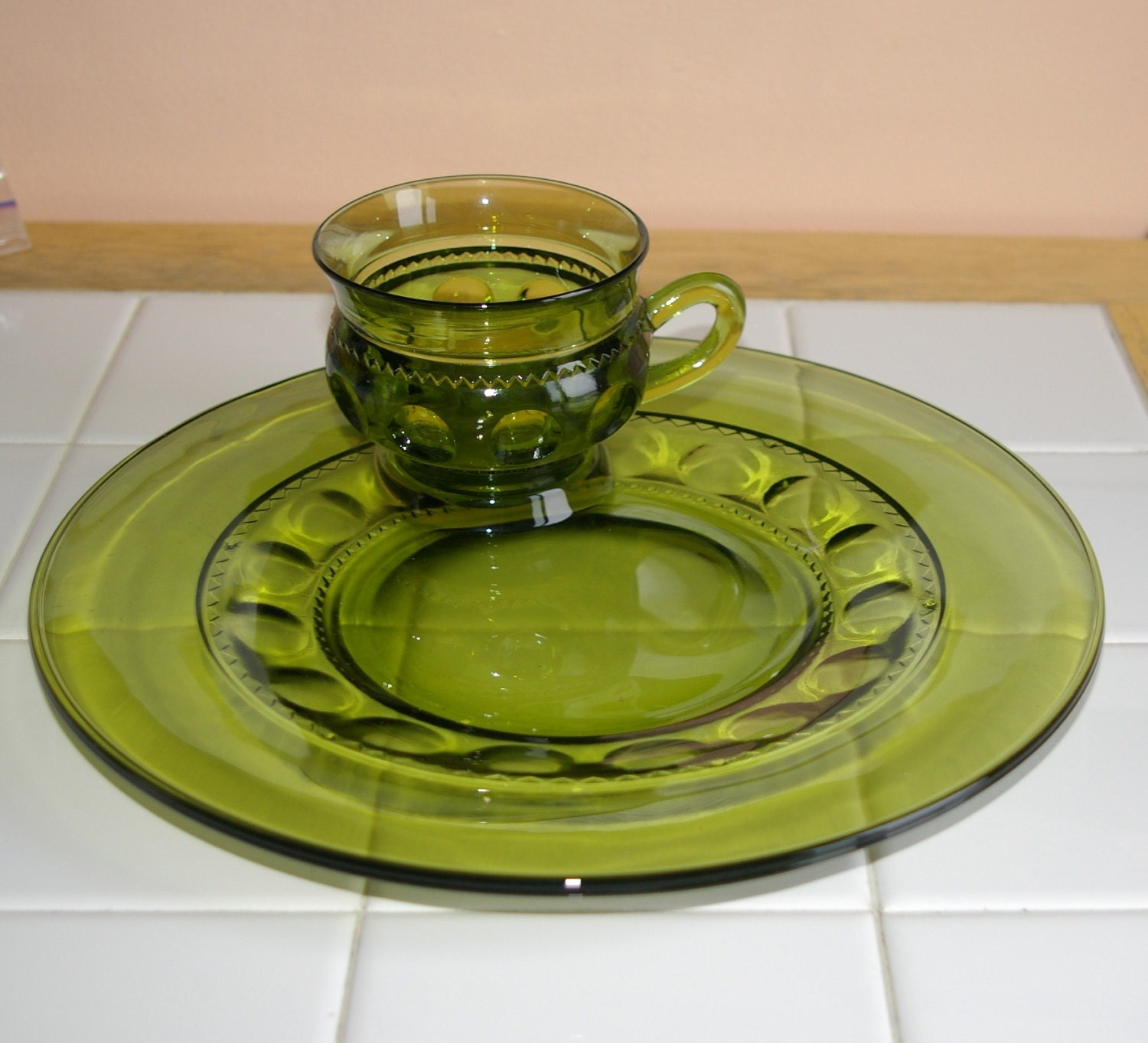 Thumbprint Kings Crown Green Dishes and Cups by bettysworld4u