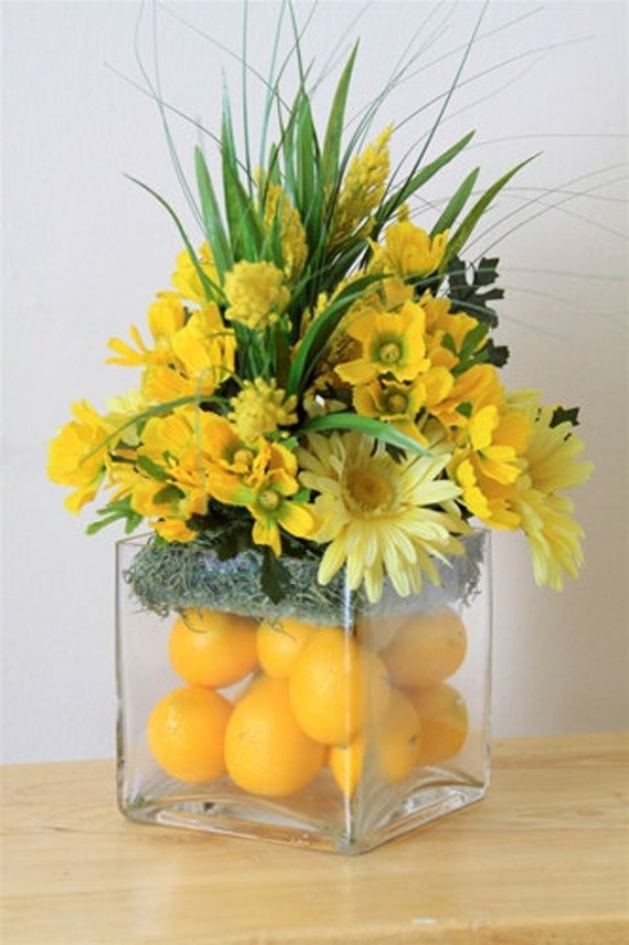 Golden Glories Lemon Centerpiece