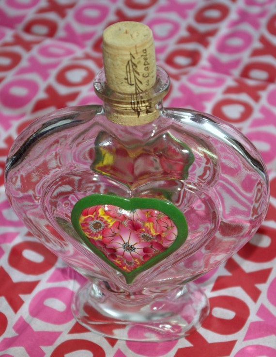 Heart shaped glass bottle vase with cork stopper Flower