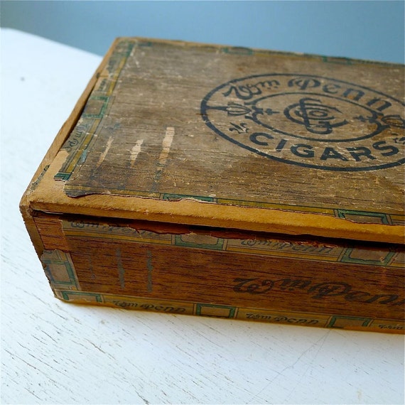 Vintage Antique Wm. Penn Wooden Cigar Box