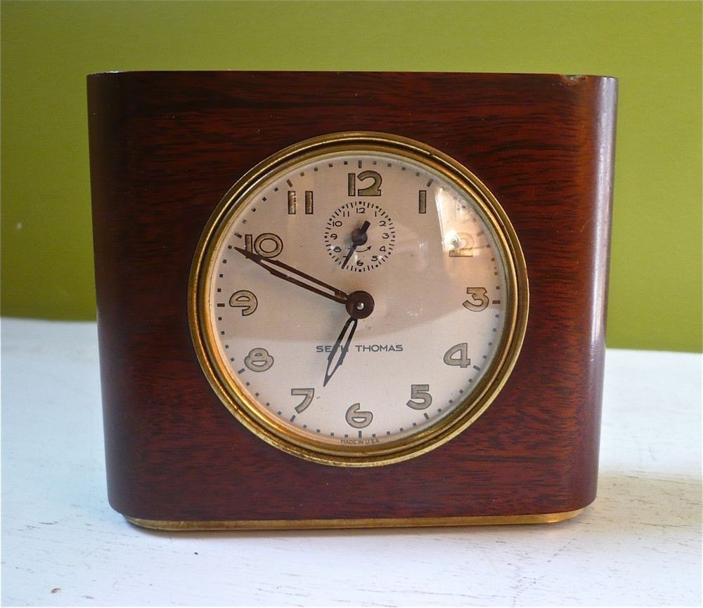 Vintage Seth Thomas Wind Up Bedside Alarm Clock 1950s