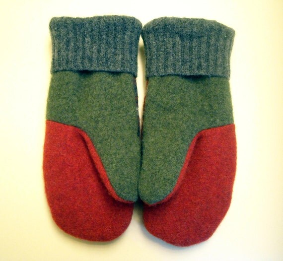 Plaid Wool Mittens lined with soft red and gray cashmere