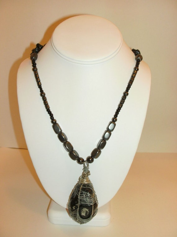 African Jewelry Black Stone Necklace with Assorted by jcharich2002