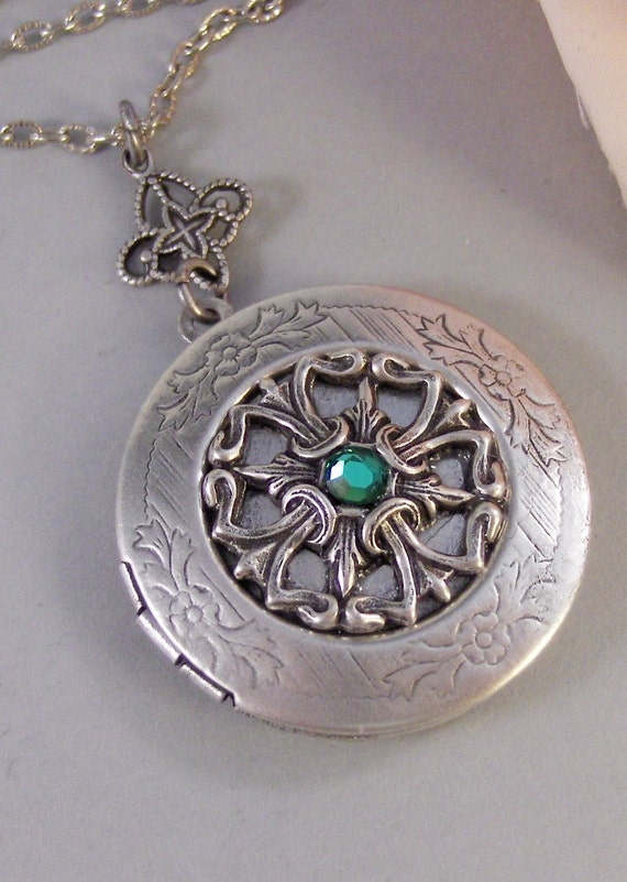 Locket necklace etsy