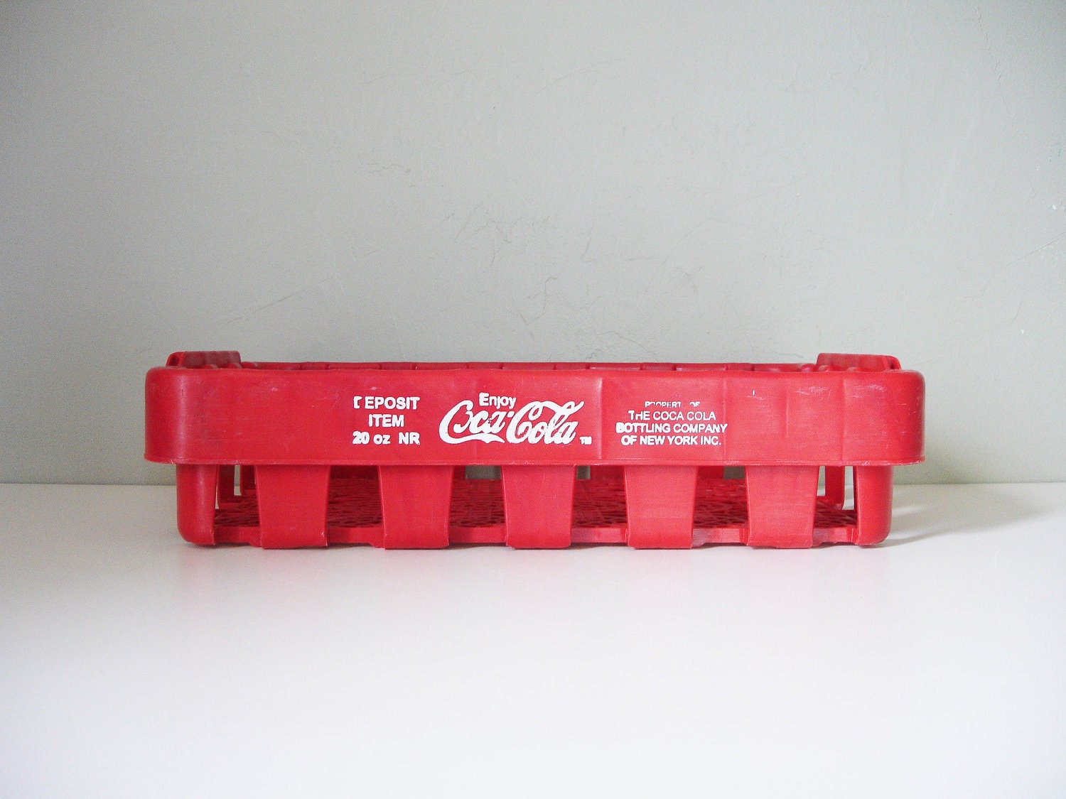 plastic coca cola bottle crate