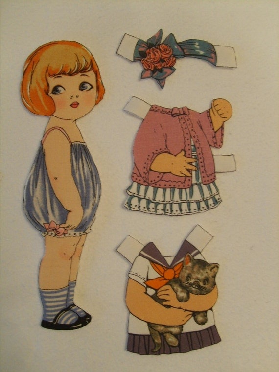 Vintage Old Fashioned Cloth Paper Dolls Auburn girl with 2