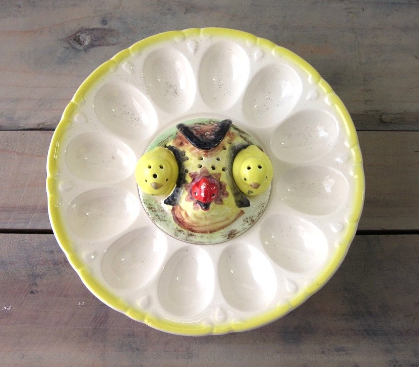 Deviled Egg Plate with Chick Salt and Pepper Shakers