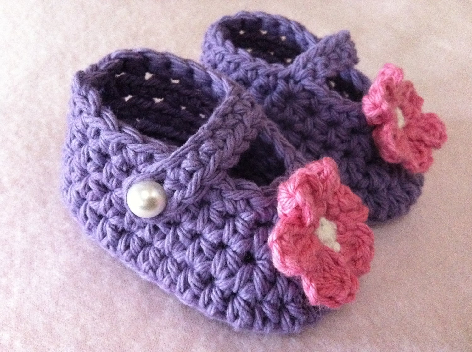 Baby Crochet Pattern Hat and Bootie Set in Newborn and Baby