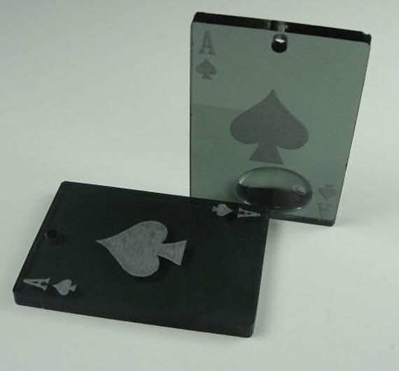 Alice in Wonderland Ace of Spade Card Charm Arylic Mirrored