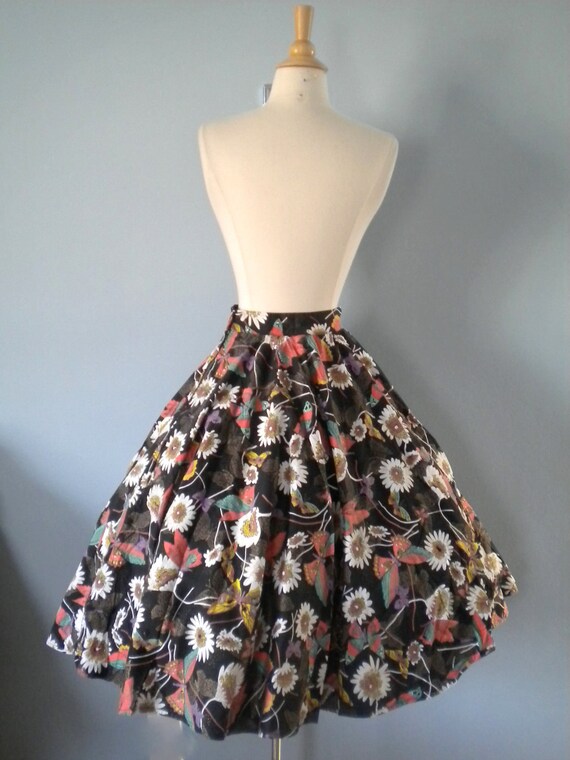 1950s circle skirt / 50s circle skirt/ Madame Butterfly