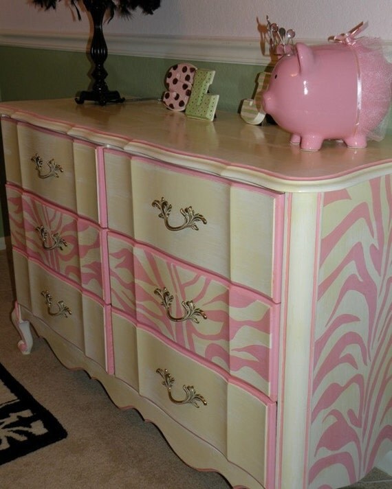 Items similar to Vintage Painted Cottage Shabby Furniture French