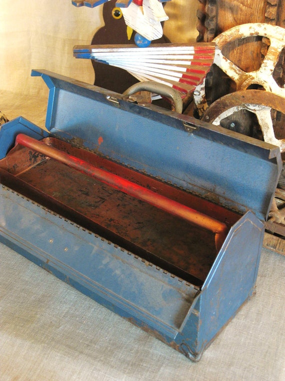 30 OFF Entire Shop SUMMERPREP Vintage Huot Metal Tool Box