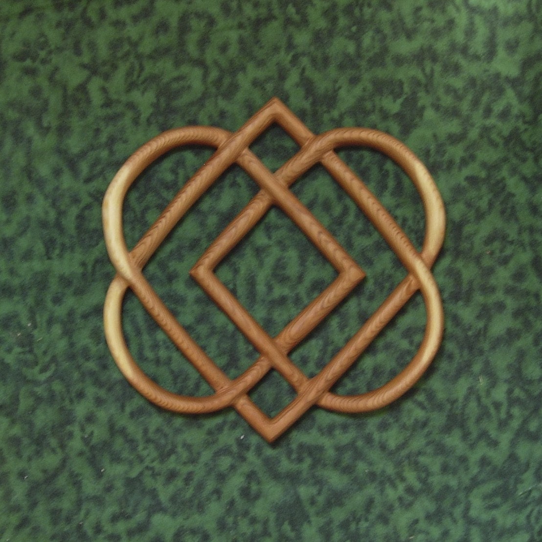 Celtic Knot of Four Hearts-Family Love Knot Wood Carving