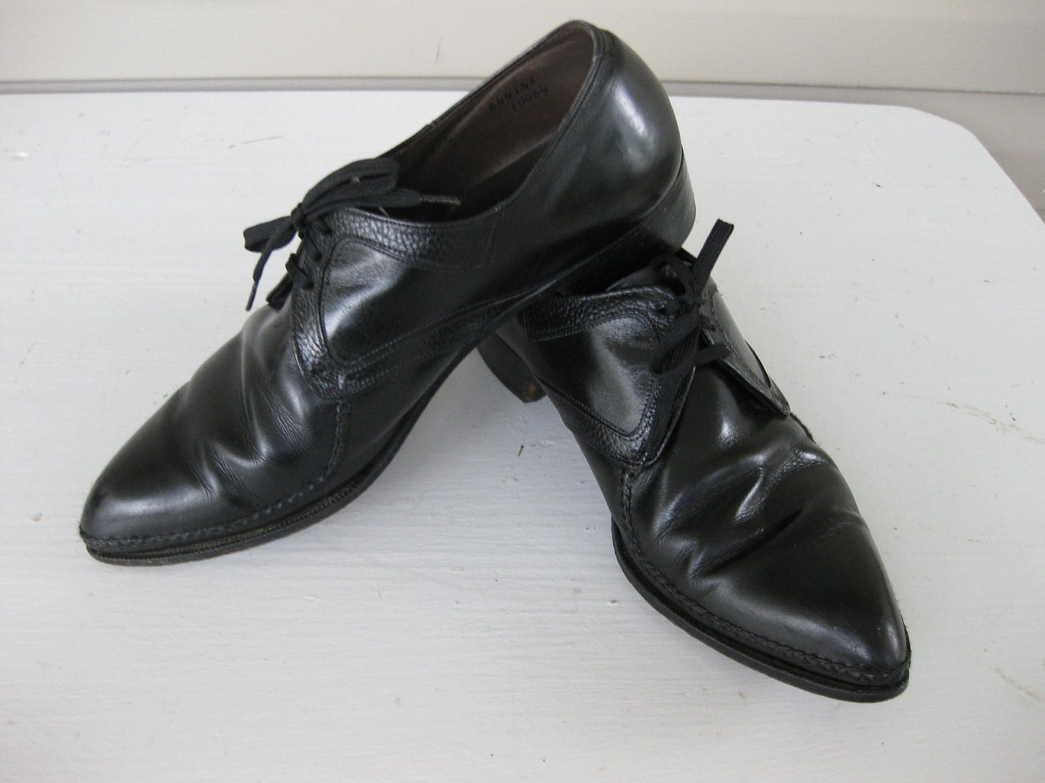 Items Similar To Mens 70s Retro Pointed Toe Leather Dress Shoes Size   Il Fullxfull.323436212 