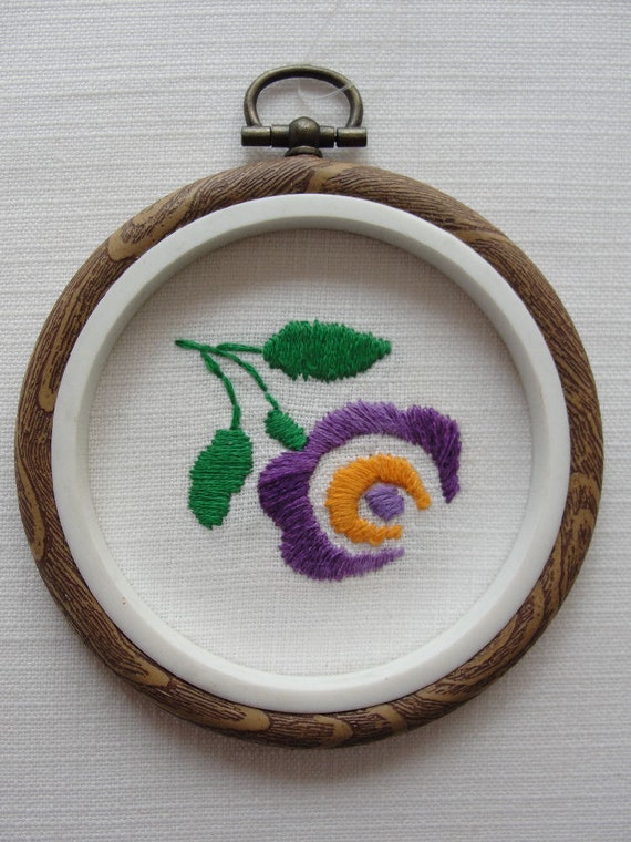 Download Items similar to 3 Small Round Embroidery Frames. 3.5 Inch ...