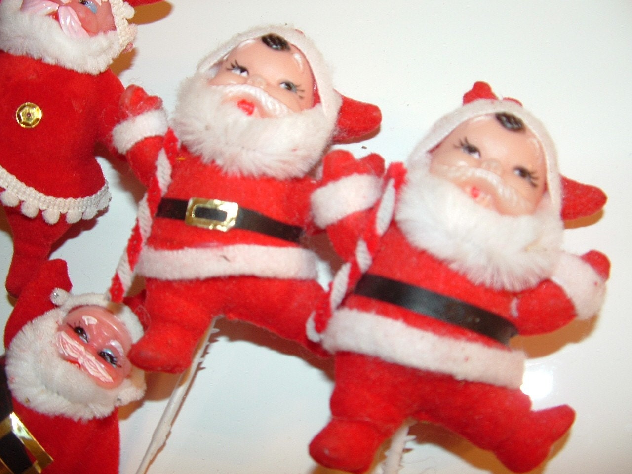 4 Vintage SANTA CLAUSE