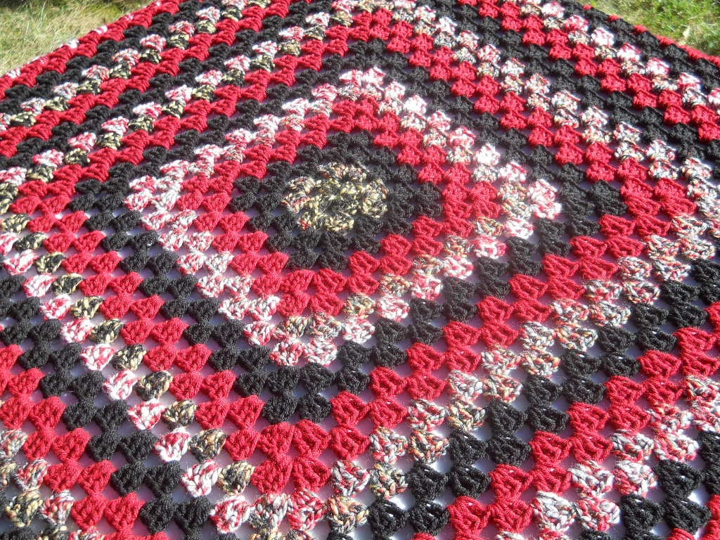 Red Black and White Granny Square Crocheted Lap Afghan Cozy