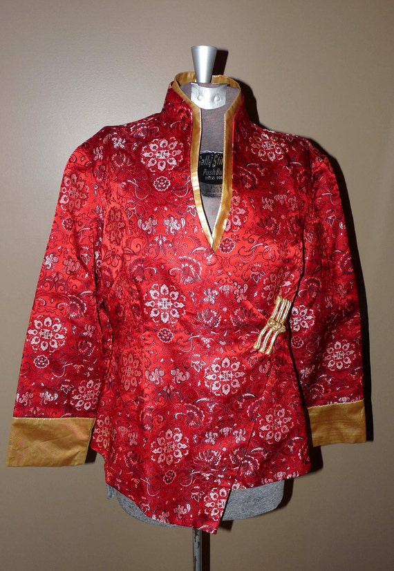 Items similar to Vintage Classic and Authentic Chinese Beijing Silk ...