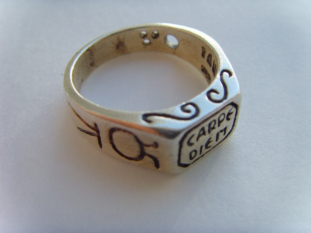 Carpe Diem Seize the Day sundial Sterling Silver RING ALL SIZE