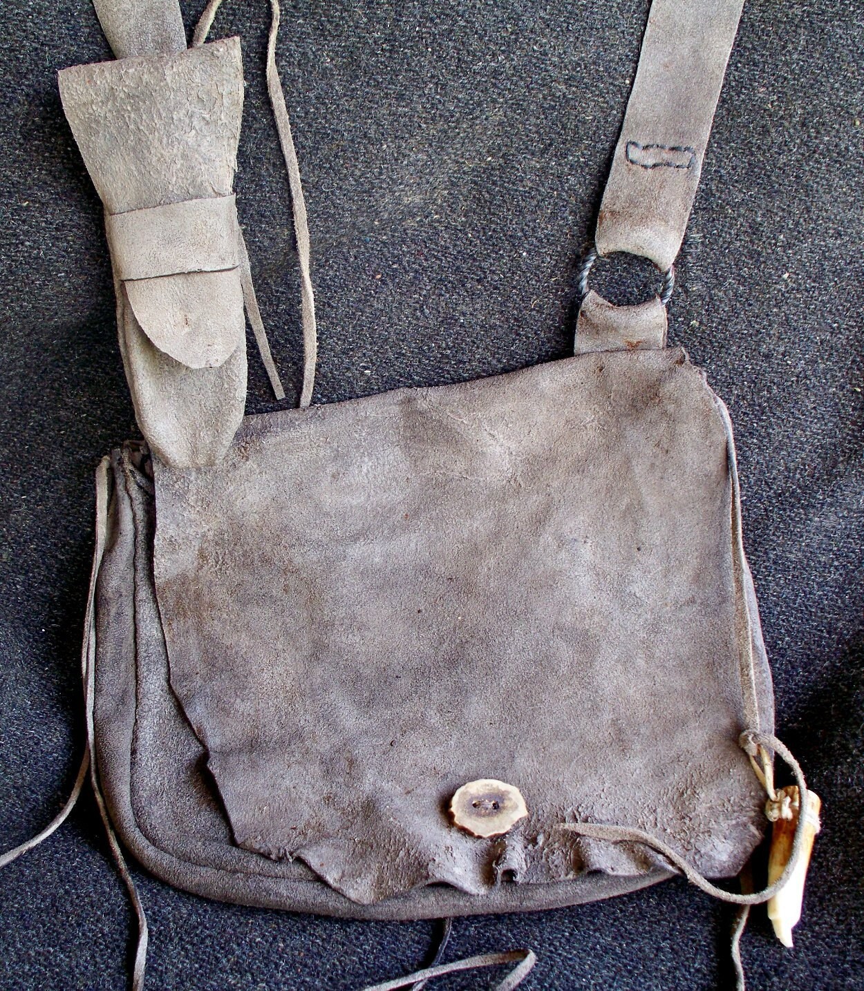 Rustic Primitive Mountain Man Possibles Bag with Old Look
