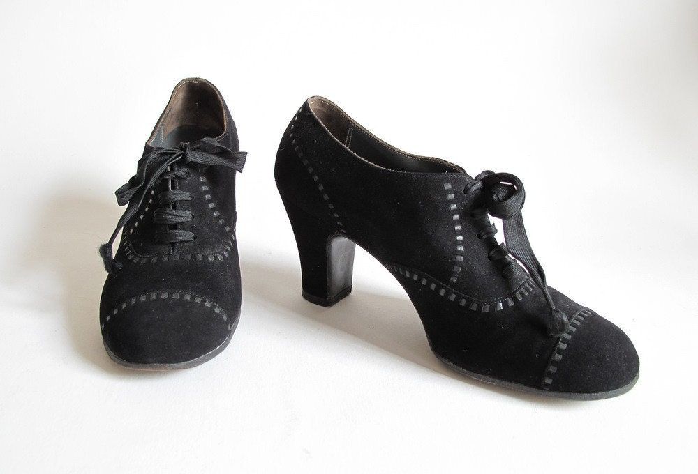 Vintage 1940s Lace Up Dance Shoes