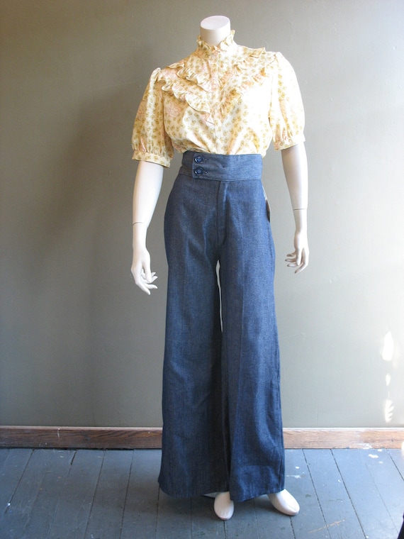 High waisted bell bottom jeans 70s
