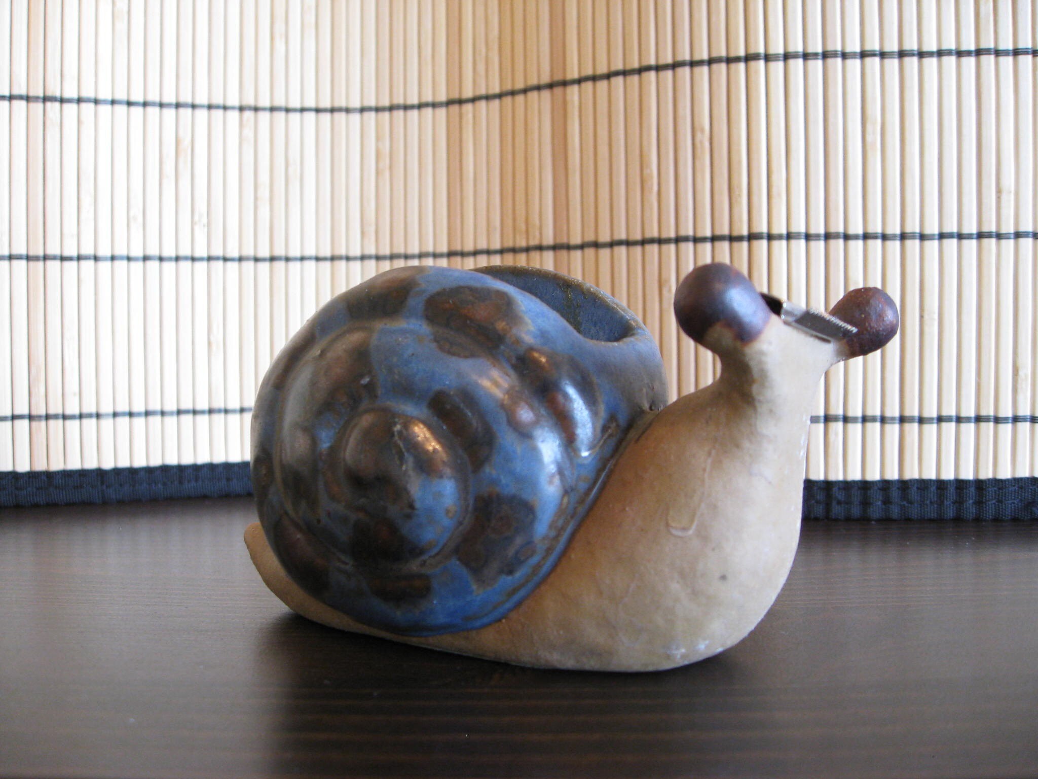 Ceramic Snail Tape Dispenser