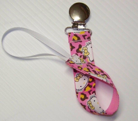 Adorable Hello Kitty baby pacifier clip by TheBella on Etsy
