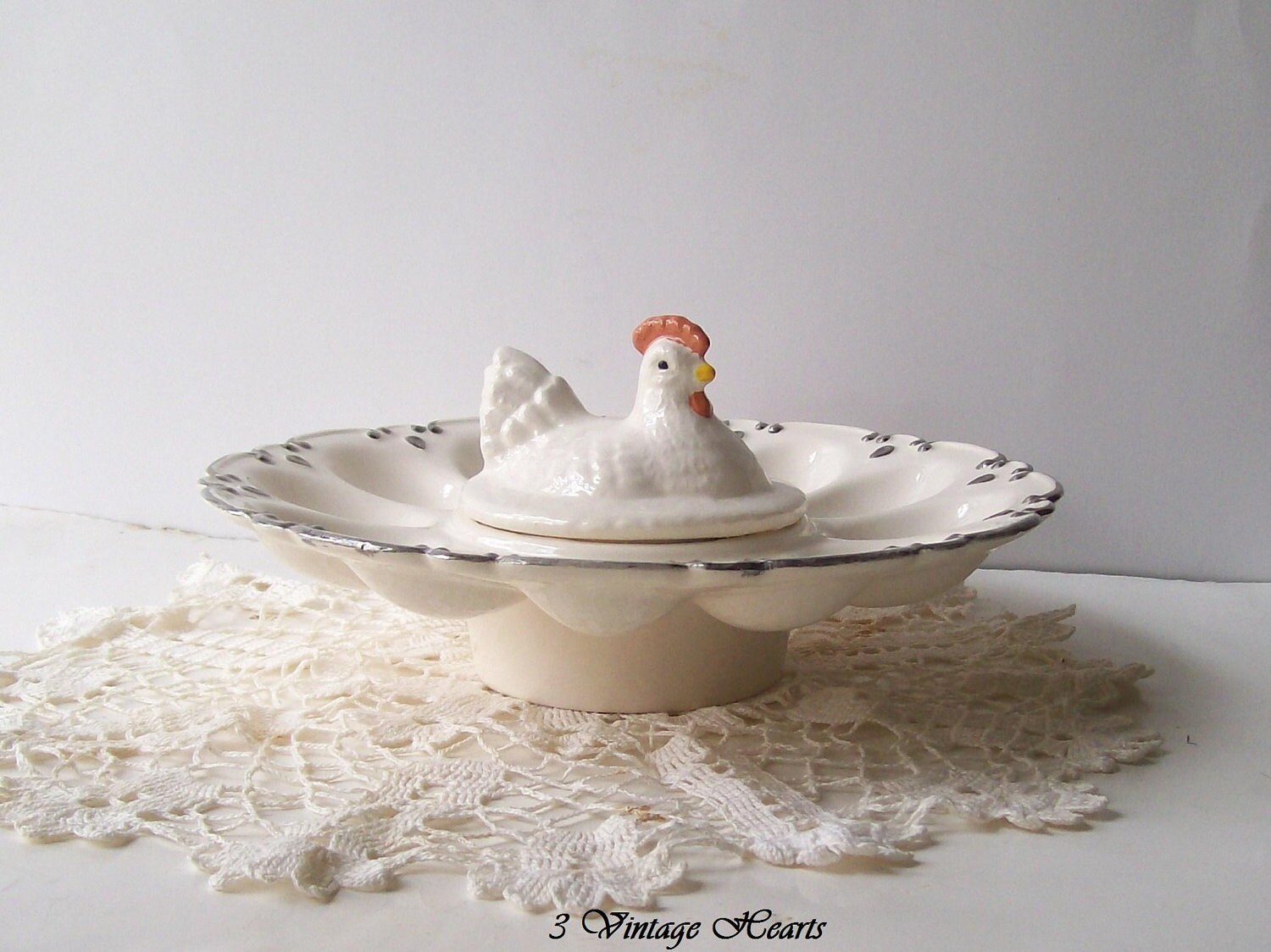 Vintage Ceramic Pedestal Deviled Egg Plate DIsh w/ Hen