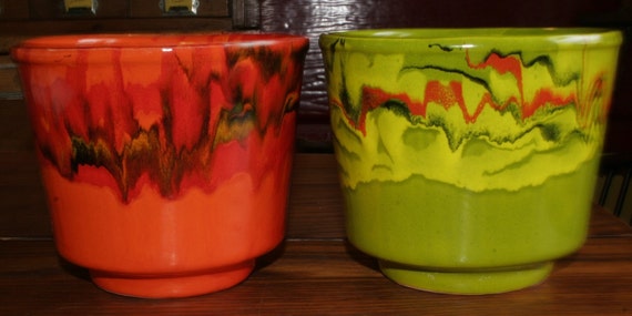 Vintage Pair USA Bright Green & Orange Flower Pots Planters