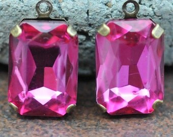 Petite Set of 2 Vintage Magenta Crystal Glass 15mm x 10mm Octagon Antique Brass Mounted stones Single hole mount for Earrings or Pendant