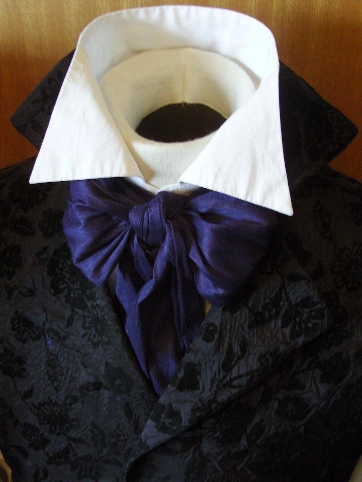 REGENCY Tie Ascot Cravat Navy Blue Dupioni SILK