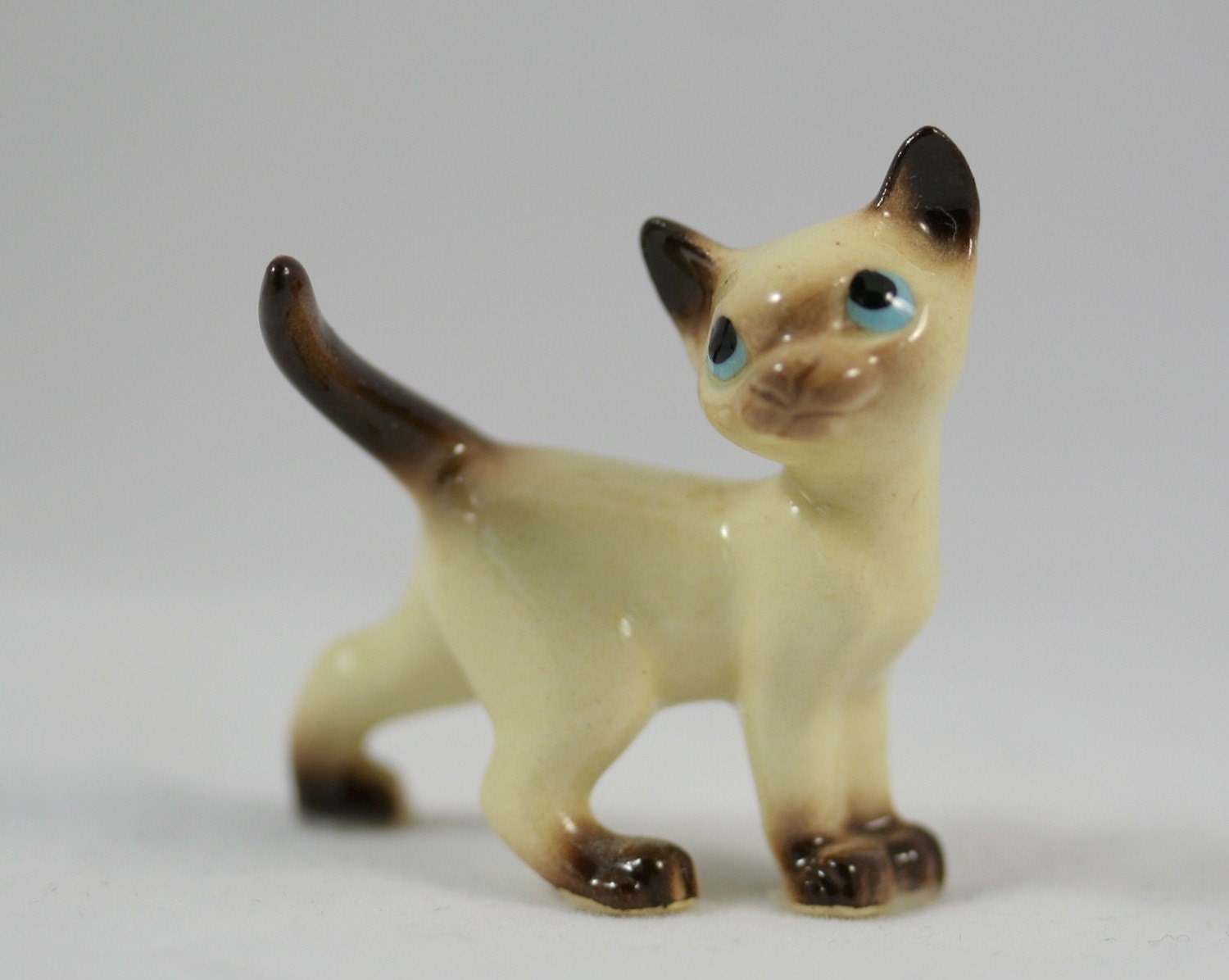 hagen renaker siamese