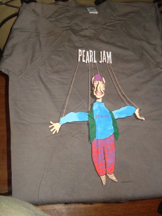 PEARL JAM Tour T SHIRT Freak Puppet Marionette indie