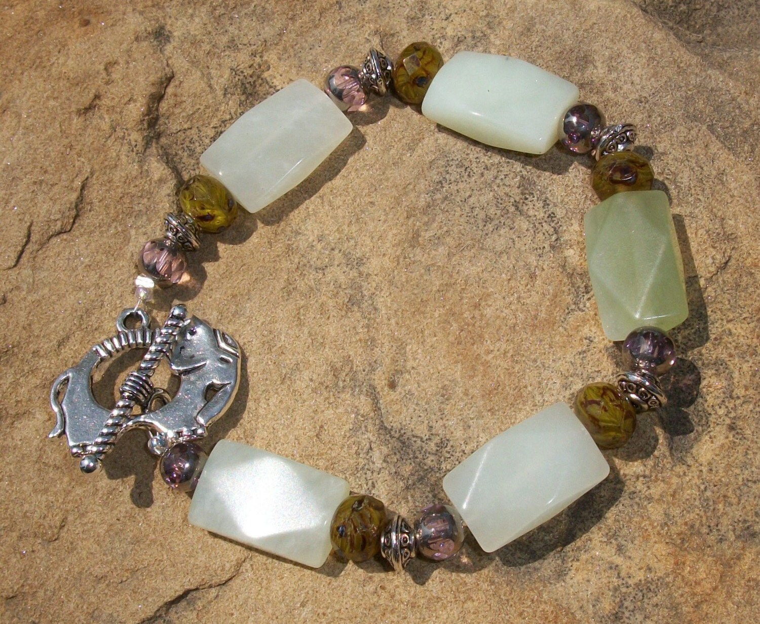 GREEN JADE ELEPHANT BRACELET