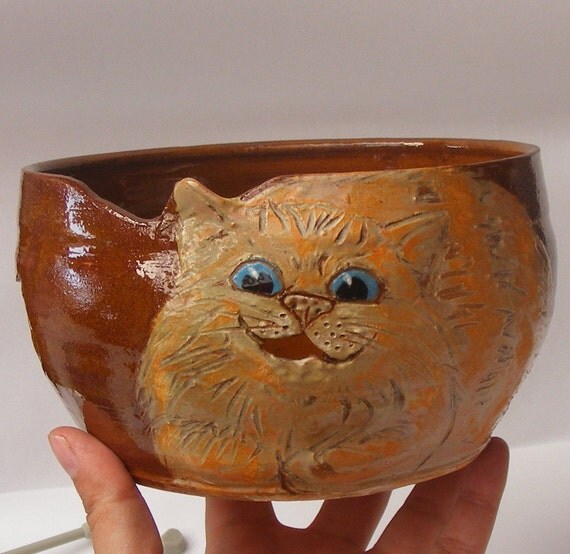 cat yarn bowl Ceramic yarn bowl with Playful and brighter