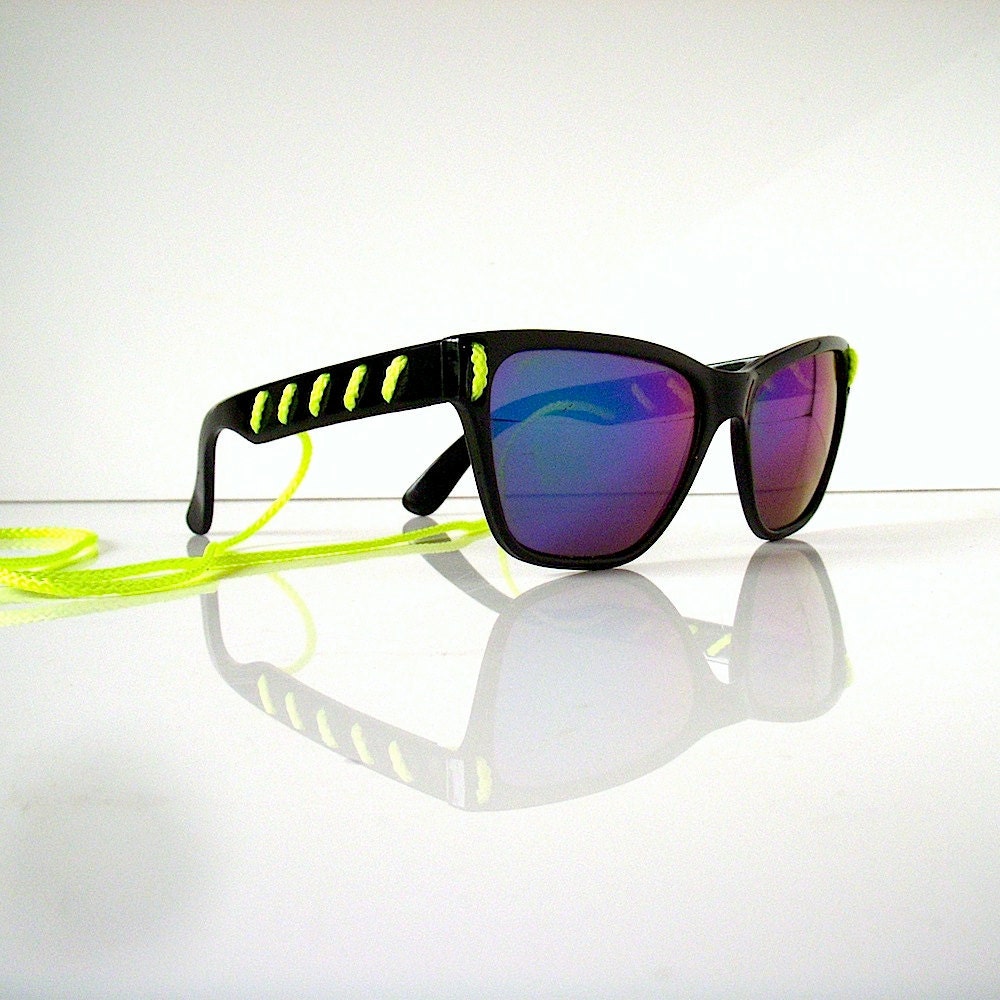 80s Ray Ban style sunglasses w/woven cord in by GreatGuyGifts