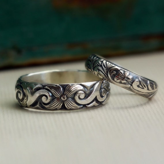 Wedding Band Set in Sterling Silver