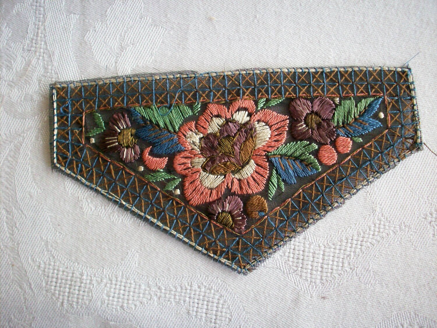 1 Art deco period metal embroidered french applique