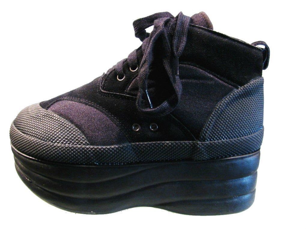 high stack running shoes