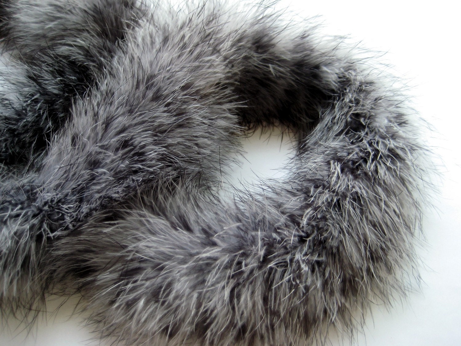 Fur Faux Marabou Boa in Grey extra heavy by suppliesfromnadia