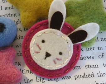 Felt hair clip -No slip -Wool felt -Bunny -fuchsia