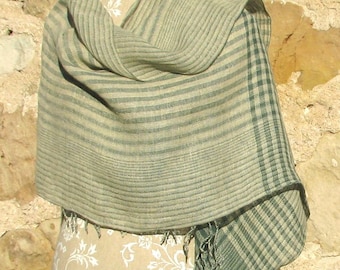 Handwoven Linen Flax Shawl- Green Islands Num2