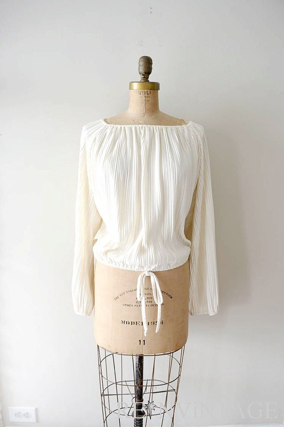 vintage 1970s shirt : 70s ivory snow pleated by shopREiNViNTAGE