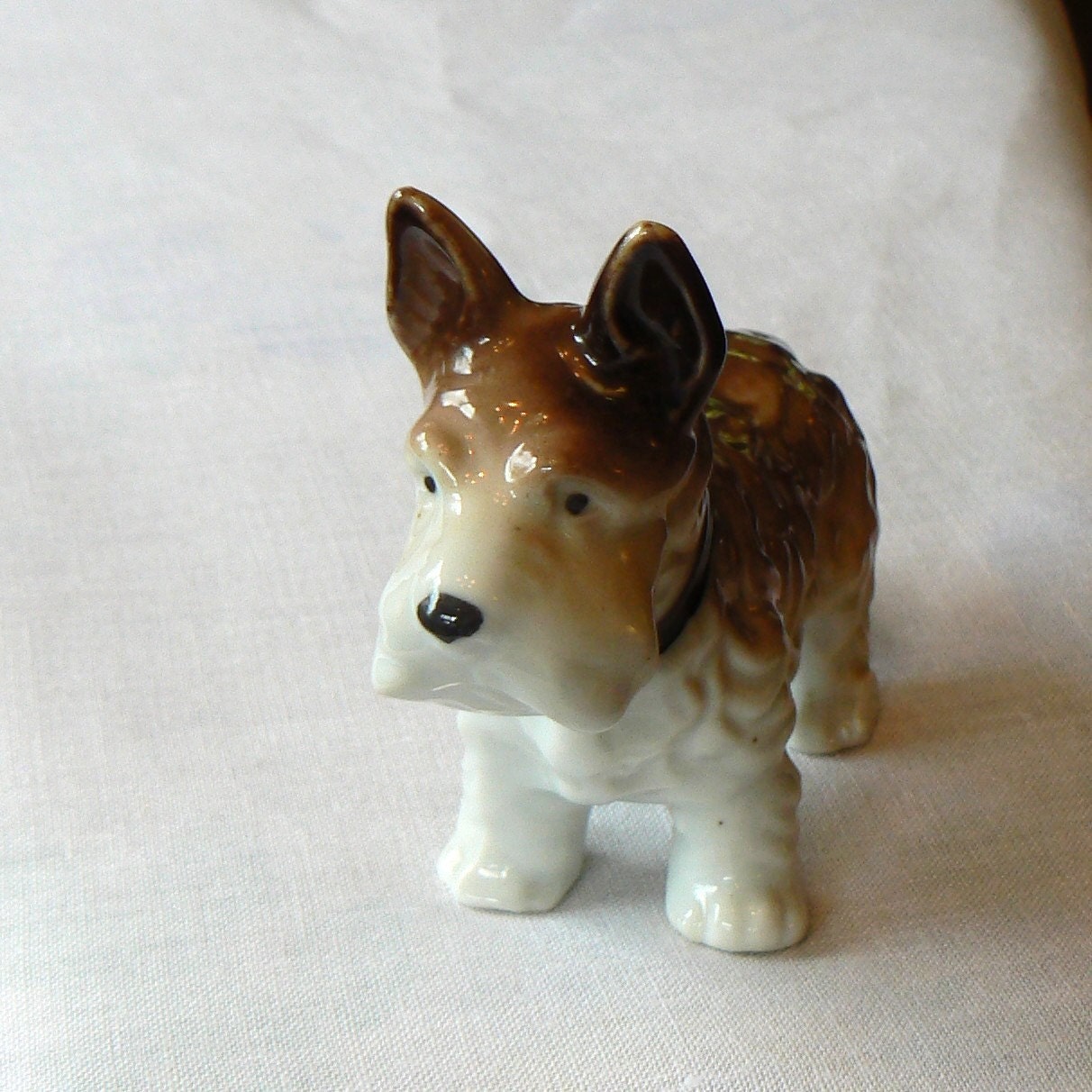 lost dog figurine